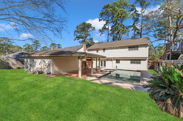 19535 Enchanted Oaks Drive, Spring, TX 77388