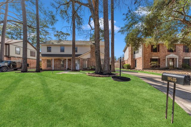 19535 Enchanted Oaks Drive, Spring, TX 77388