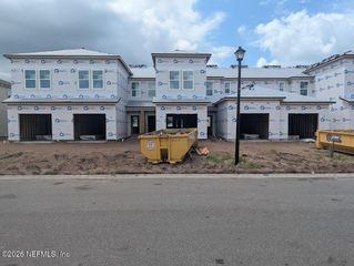 202 BRAZIL NUT Circle, Jacksonville, FL 32218
