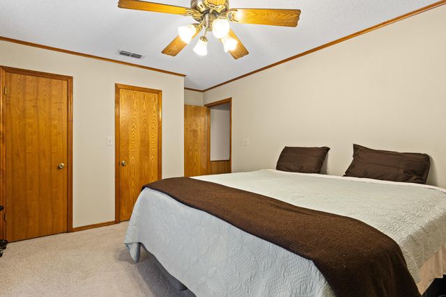 536 E Prospect Rd, Jefferson, TX 75657