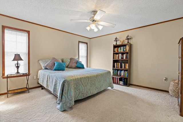 536 E Prospect Rd, Jefferson, TX 75657