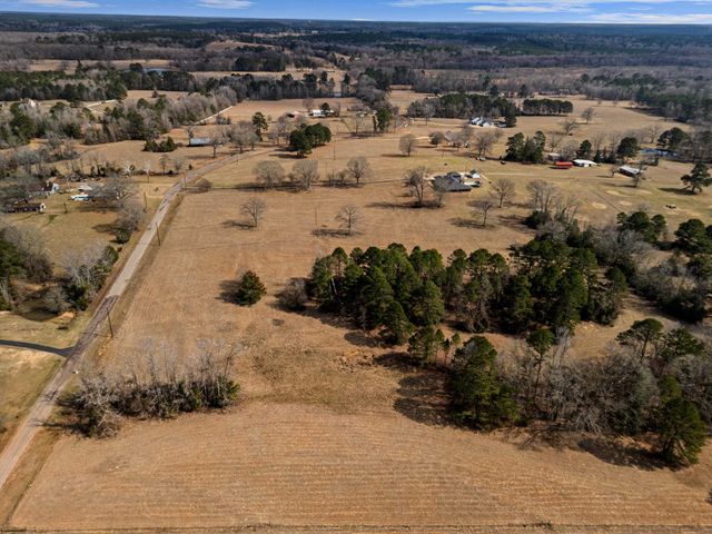 536 E Prospect Rd, Jefferson, TX 75657