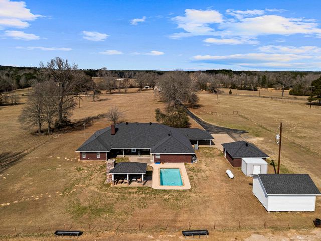 536 E Prospect Rd, Jefferson, TX 75657
