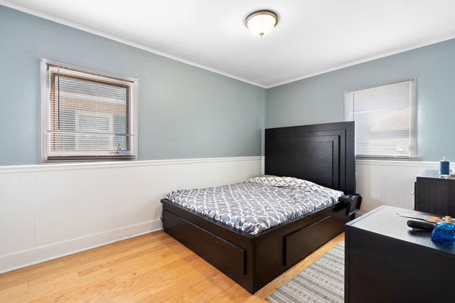 3946 Henry Avenue, Hammond, IN 46327