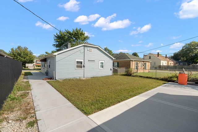 3946 Henry Avenue, Hammond, IN 46327