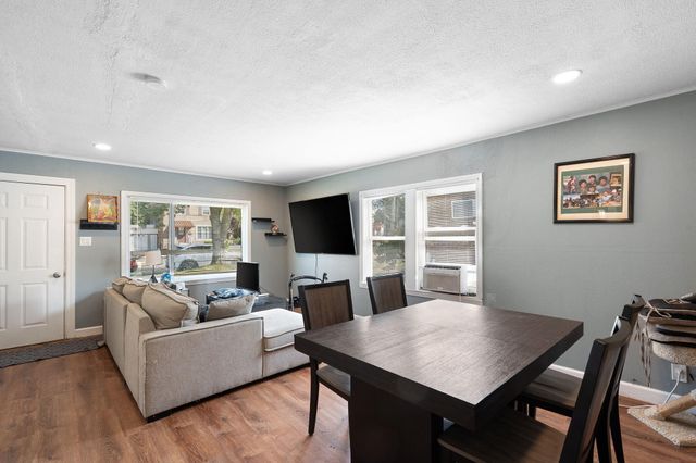 3946 Henry Avenue, Hammond, IN 46327