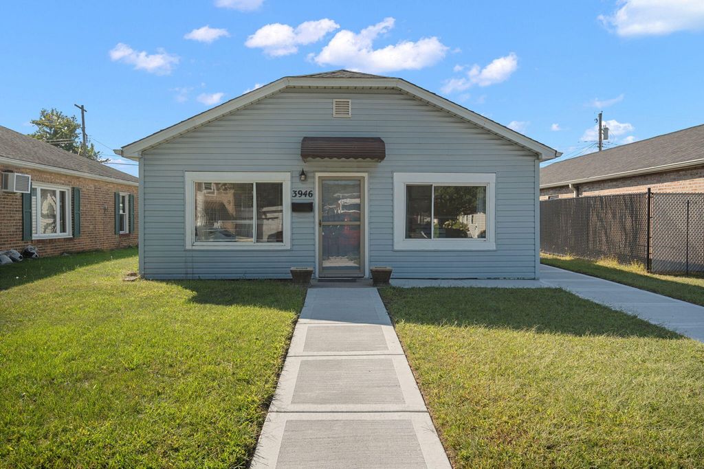 3946 Henry Avenue, Hammond, IN 46327