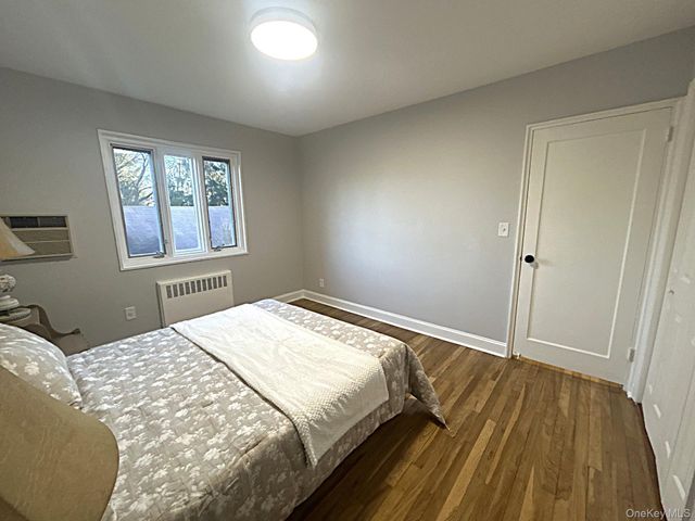 70 Lawrence Court B, White Plains, NY 10603