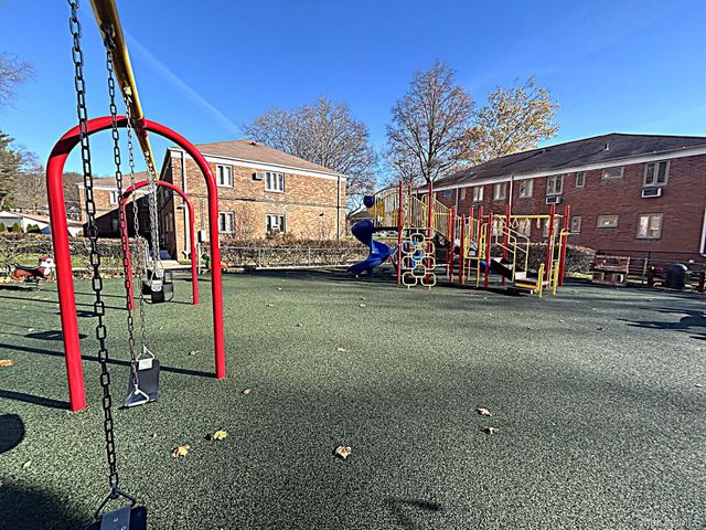 70 Lawrence Court B, White Plains, NY 10603