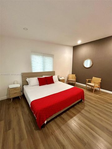 2631 S Roosevelt St, Hollywood, FL 33020