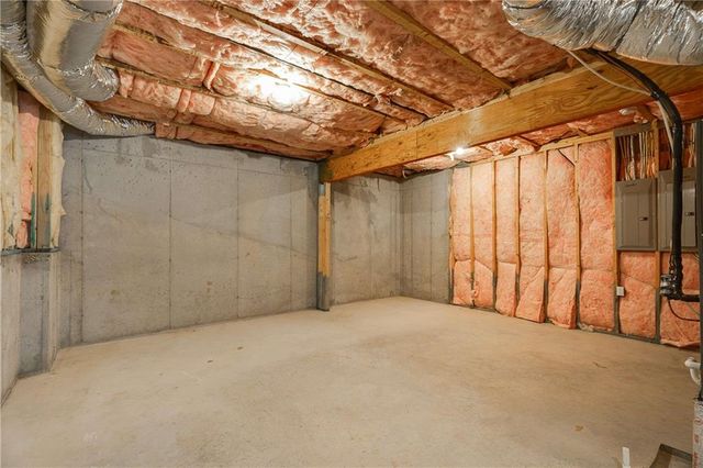 4910 Collins Lake Drive, Mableton, GA 30126