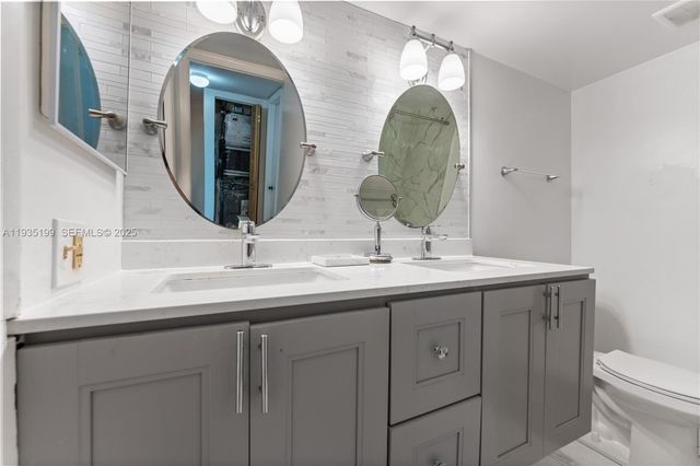 3021 N Oakland Forest Dr 208, Oakland Park, FL 33309