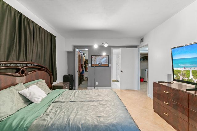 3021 N Oakland Forest Dr 208, Oakland Park, FL 33309