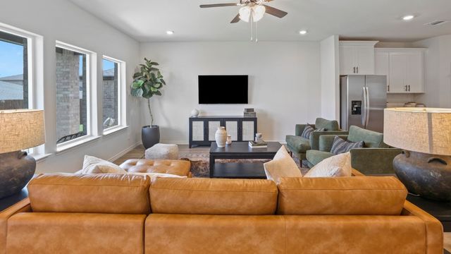 3690 Loft Lane, Grand Prairie, TX 75052