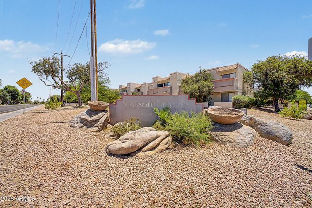 885 N GRANITE REEF Road 82, Scottsdale, AZ 85257