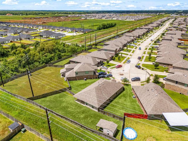 958 Autumn Flats Way, Rosharon, TX 77583