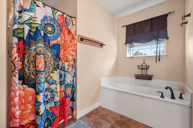 7811 E Fm 917, Alvarado, TX 76009