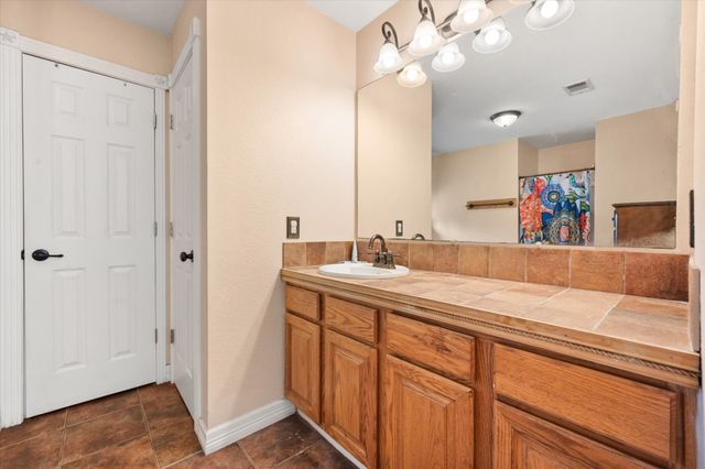 7811 E Fm 917, Alvarado, TX 76009