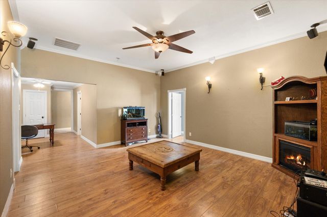 7811 E Fm 917, Alvarado, TX 76009