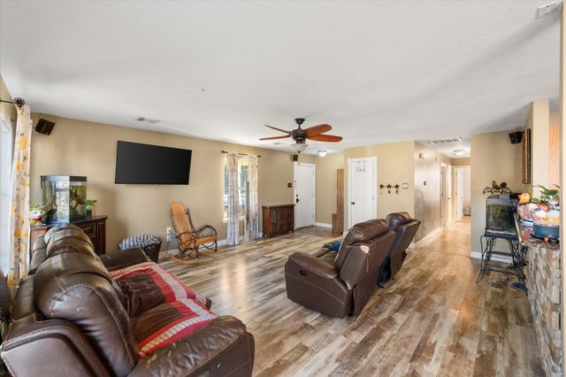 7811 E Fm 917, Alvarado, TX 76009