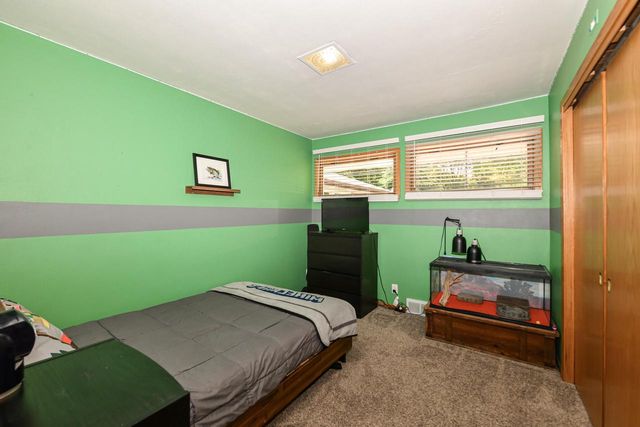 955 Garvens AVENUE, Brookfield, WI 53005