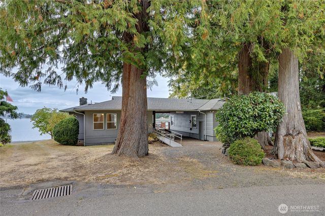 1536 Shorewood Drive, Bremerton, WA 98312