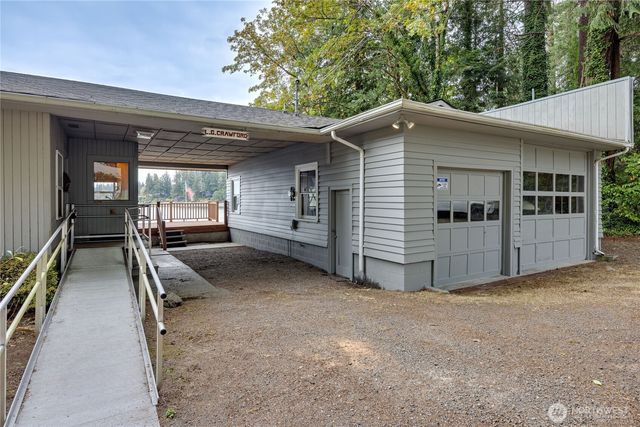 1536 Shorewood Drive, Bremerton, WA 98312
