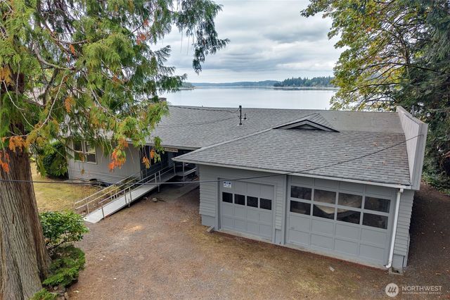1536 Shorewood Drive, Bremerton, WA 98312