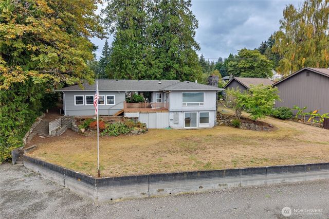 1536 Shorewood Drive, Bremerton, WA 98312