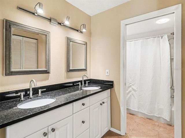 7205 CURTISS AVENUE 1A AVENUE 1A, Sarasota, FL 34231