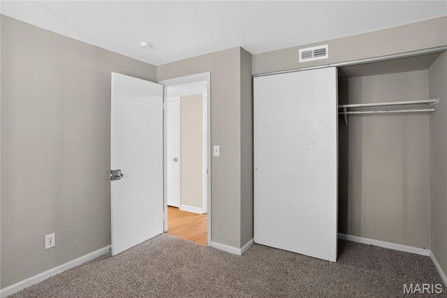 1315 Red River Drive, St Louis, MO 63138