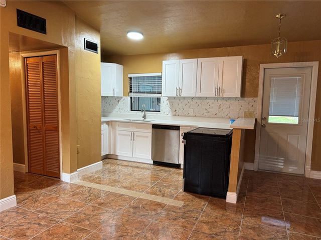1930 WALTON STREET S, St Petersburg, FL 33712