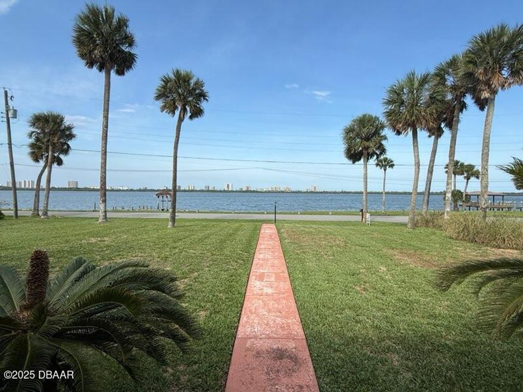5018 Riverside Drive, Port Orange, FL 32127