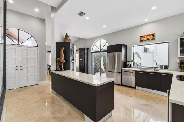 23145 Via Stel, Boca Raton, FL 33433