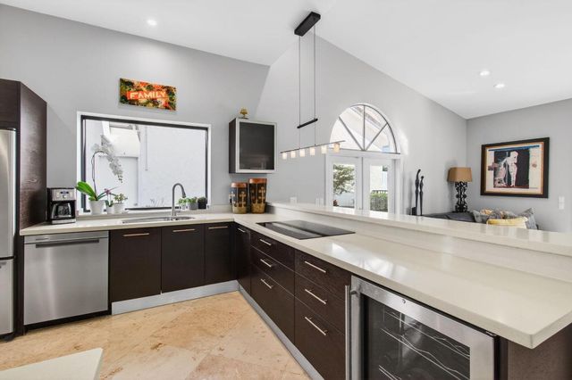 23145 Via Stel, Boca Raton, FL 33433