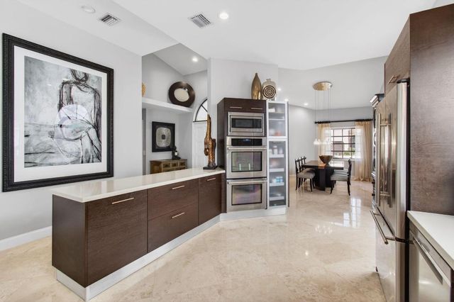 23145 Via Stel, Boca Raton, FL 33433