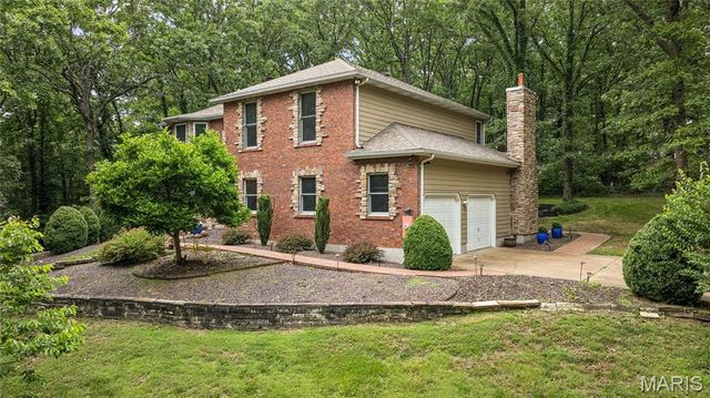 8 Howe Crossing, Festus, MO 63028
