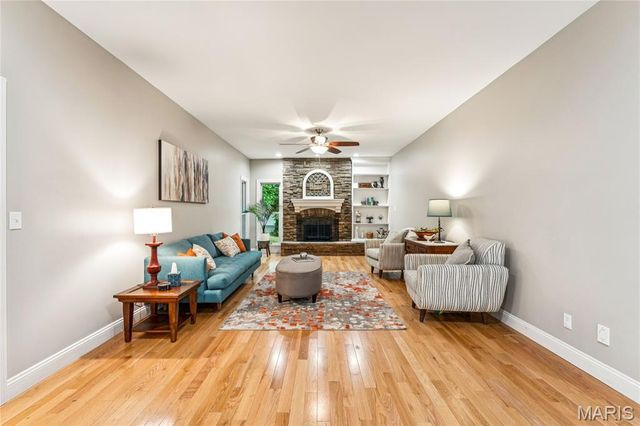 8 Howe Crossing, Festus, MO 63028