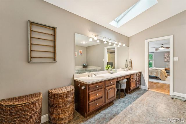 8 Howe Crossing, Festus, MO 63028