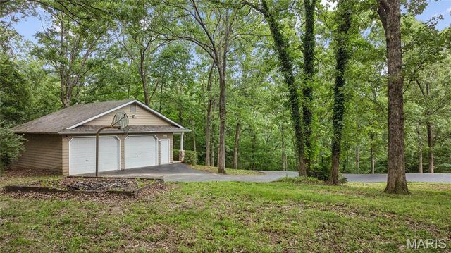 8 Howe Crossing, Festus, MO 63028