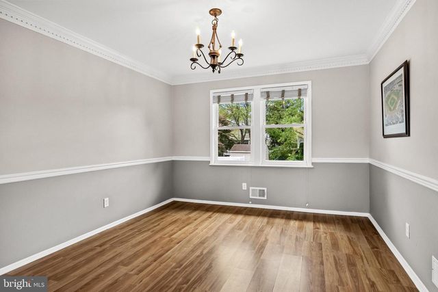 1049 ESTATES BLVD, Hamilton, NJ 08690