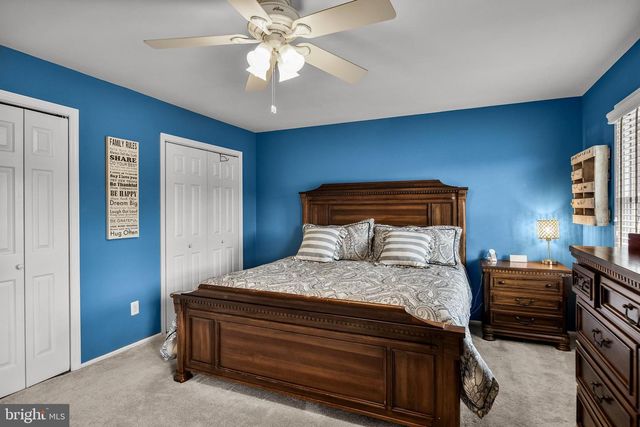 1049 ESTATES BLVD, Hamilton, NJ 08690