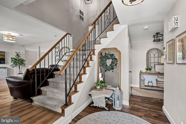 1049 ESTATES BLVD, Hamilton, NJ 08690