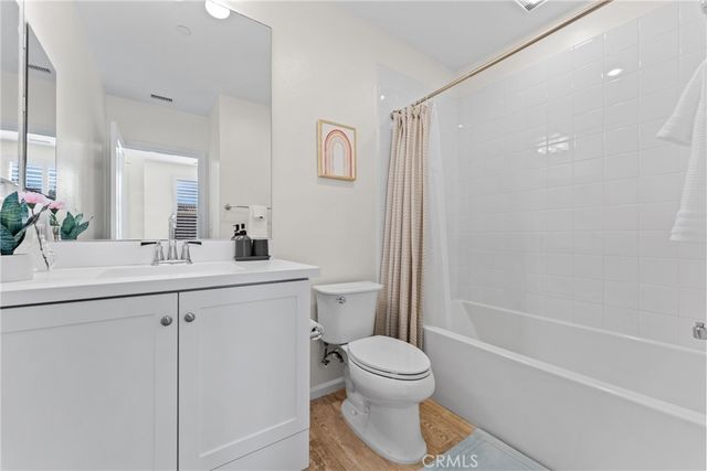 123 Mighty Oak, Irvine, CA 92602