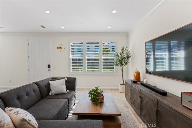 123 Mighty Oak, Irvine, CA 92602