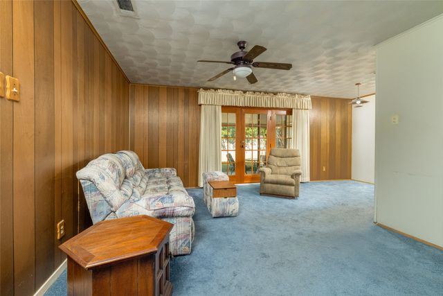 3605 Pleasant Run Road, Irving, TX 75062