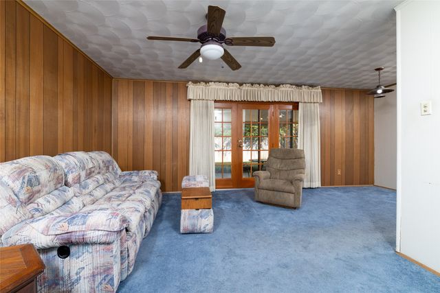 3605 Pleasant Run Road, Irving, TX 75062