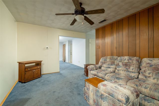 3605 Pleasant Run Road, Irving, TX 75062