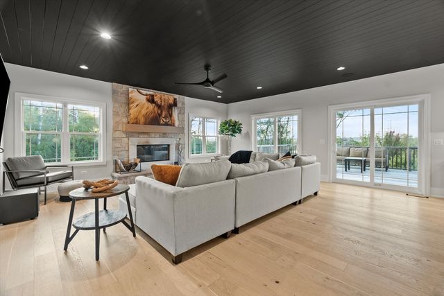 11120 Tuscany Court, Lemont, IL 60439