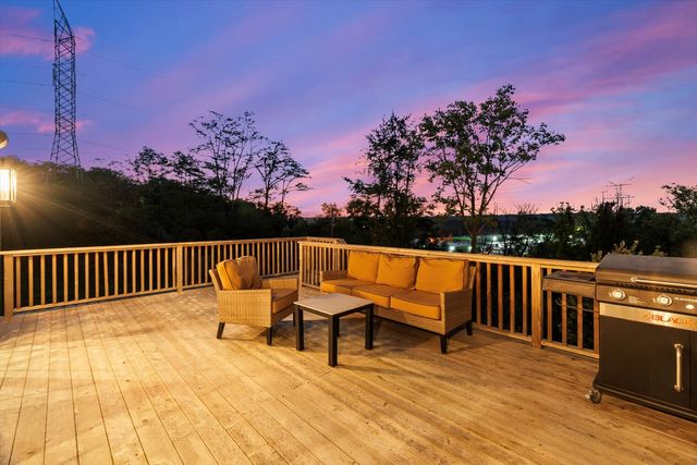 11120 Tuscany Court, Lemont, IL 60439